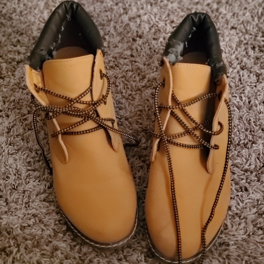 Wedge Boot Bundle - Picture 2 of 6